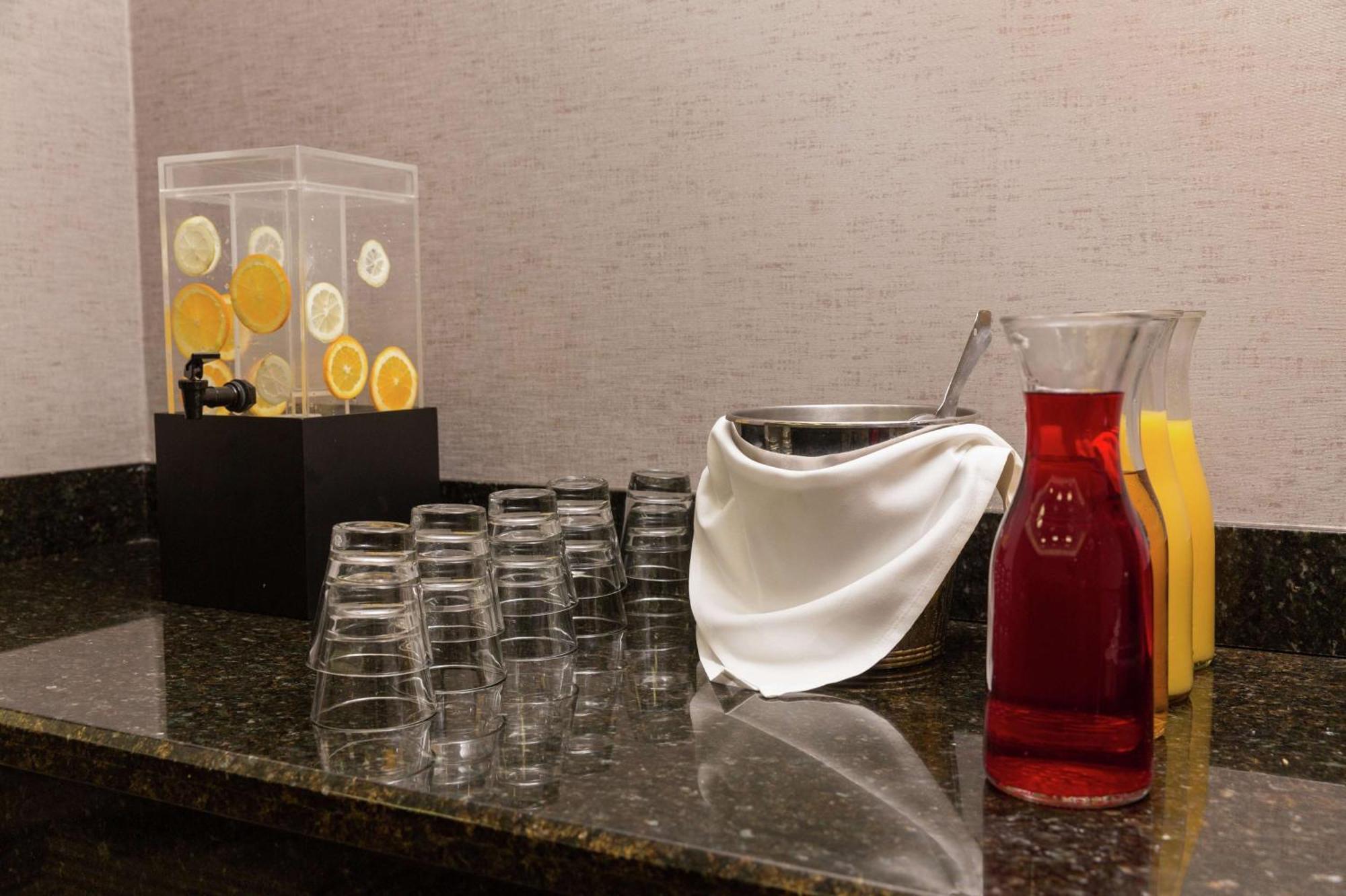 Hilton Chicago/Oak Lawn Hotel Ngoại thất bức ảnh