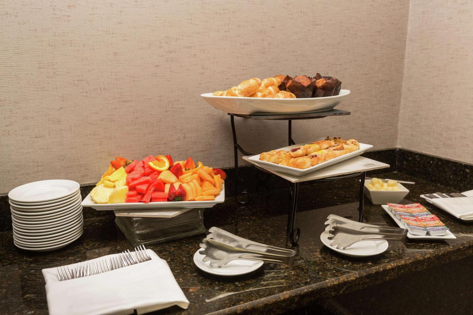 Hilton Chicago/Oak Lawn Hotel Ngoại thất bức ảnh